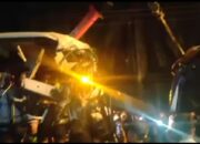 Dua Bus Penumpang Laga Kambing Ditikungan PJ Aek Batu