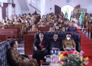 Bupati Hadir Hari Pashka Di Gereja HKBP Kotapinang.