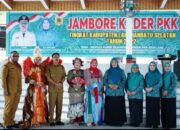 H Edimin Buka Acara  Jambore Kader PKK Tingkat Kabupaten