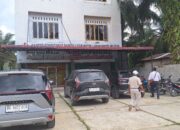 Ketua Bawaslu Labusel Engan Jumpai Wartawan.