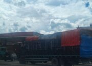 Kelangkahan BBM Jelang Nataru, Sangat Menyiksa Masyarakat Serta Pengemudi Truk.