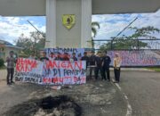 Puluhan Mahasiswa Andalas Geruduk Kantor Bupati Labusel.