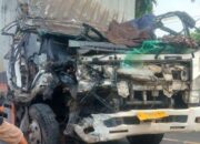 Kecelakaan Mengerikan Di Jalinsum Kotapinang-Cikampak, Sopir Luka Serius