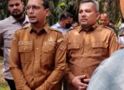 Aksi Protes Masyarakat Desa Asam Jawa Berbuah Hasil, Bupati Langsung Turun Tangan.