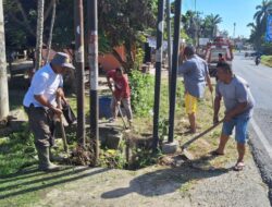 Jumat Bersih Serentak di Simaninggir, Sambut Harla ke-17 Pemkab Labusel