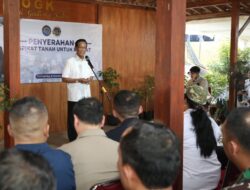 Sri Sultan Hamengkubuwono X Apresiasi Penyerahan Sertipikat Tanah untuk Masyarakat Gunungkidul