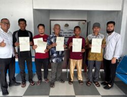 Kantah Labusel Serahkan Sertipikat PTSL TA 2025 Demi Wujudkan Kepastian Hukum bagi Masyarakat