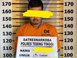 Sat Resnarkoba Polres Tebing Tinggi Tangkap Pengedar Sabu di Warung Pinggir Jalan Ir.Juanda. 
