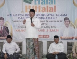Hadiri Halalbihalal dan Penyerahan Sertipikat Tanah Wakaf PCNU Indramayu, Menteri Nusron Minta NU Berikan Kebermanfaatan bagi Masyarakat